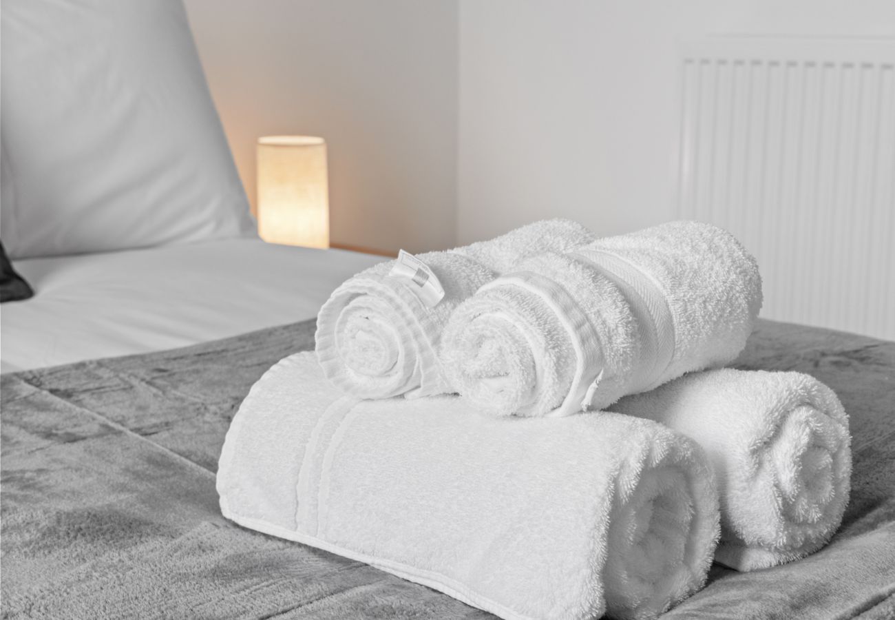 Apartment in Bathgate - Whiteside 3 Bedroom Apartment - Bathgate