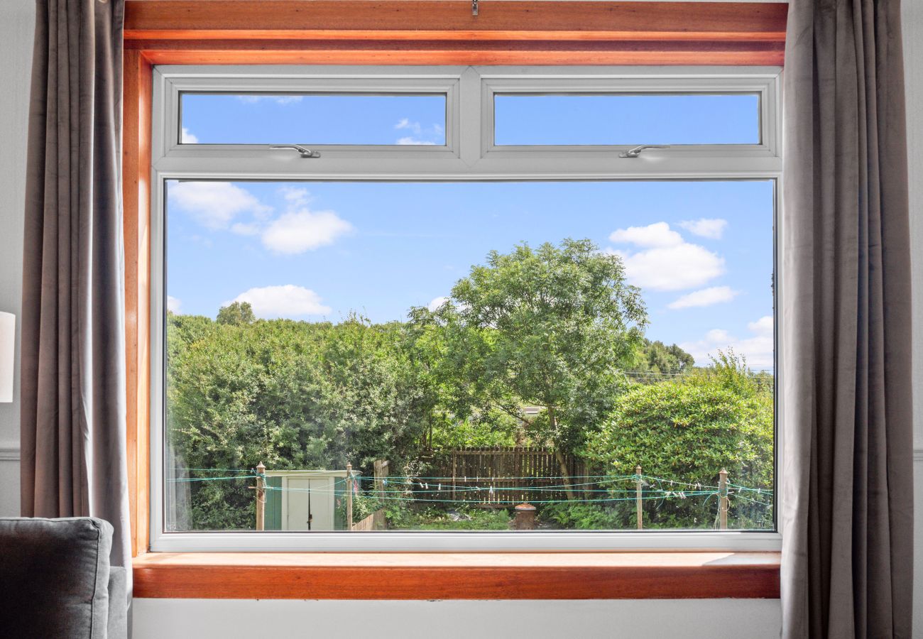 Apartment in Bathgate - Whiteside 3 Bedroom Apartment - Bathgate