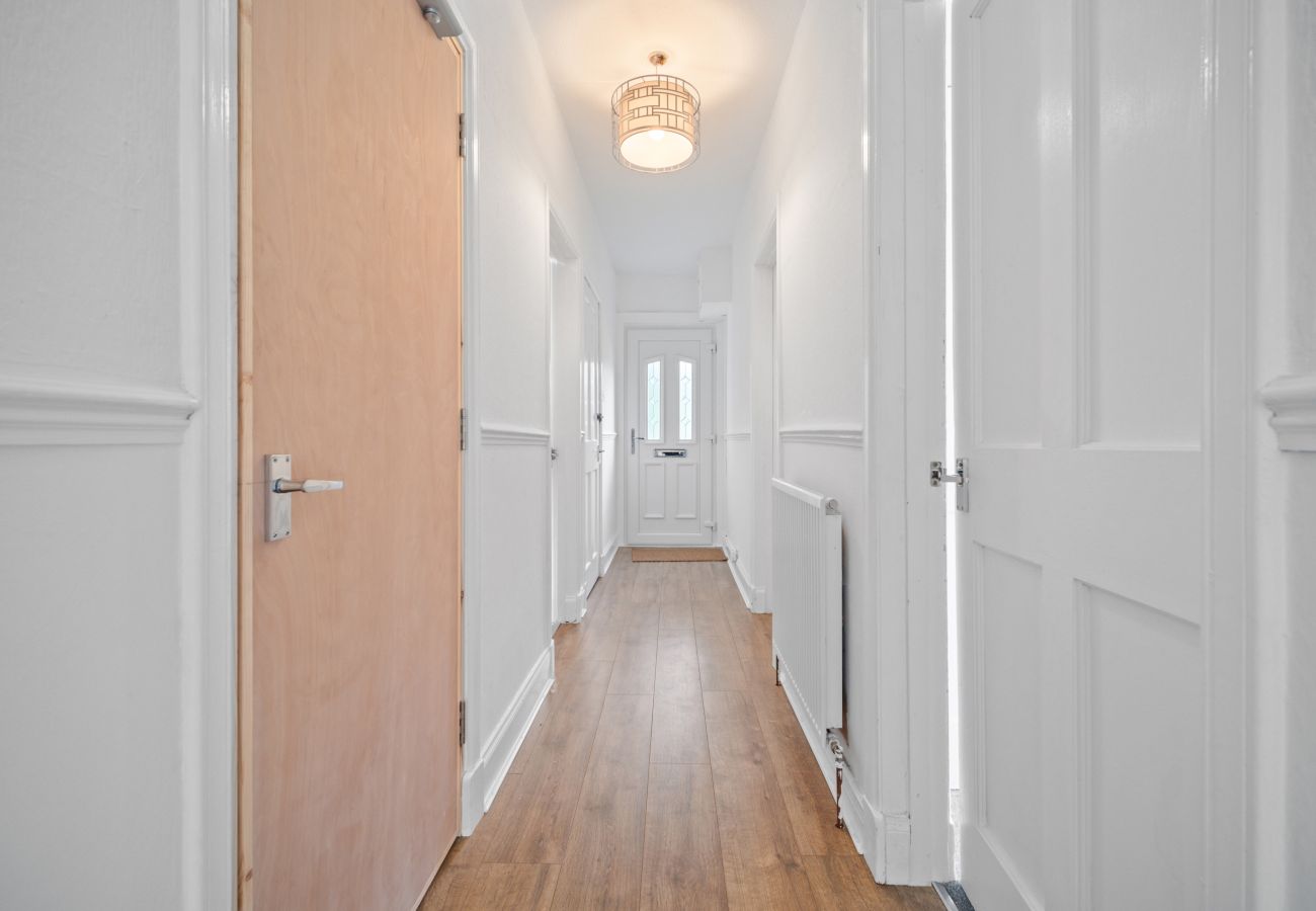 Apartment in Bathgate - Whiteside 3 Bedroom Apartment - Bathgate