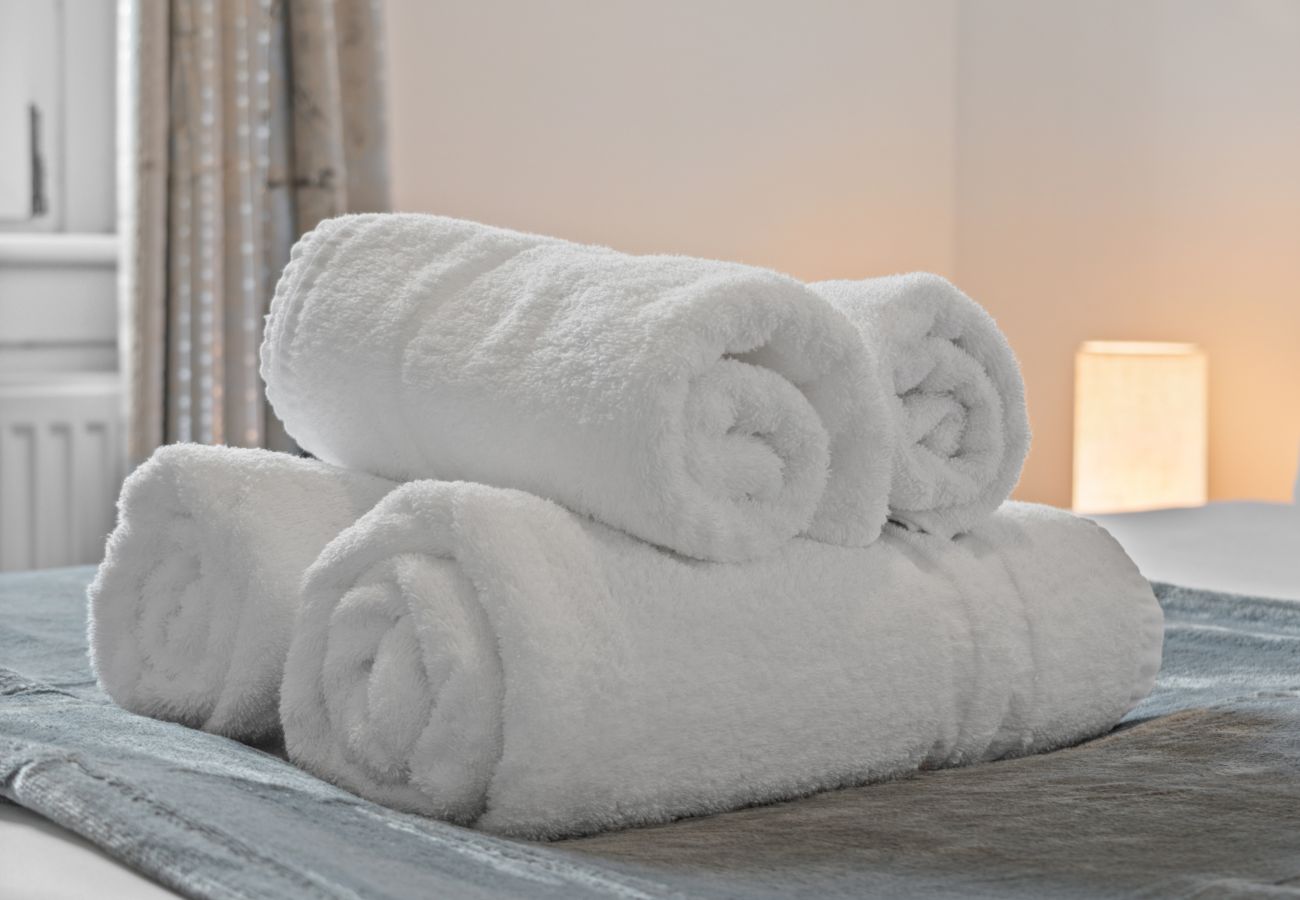 Apartment in Harthill - Mollison 2 Bedroom Apartment - Harthill	