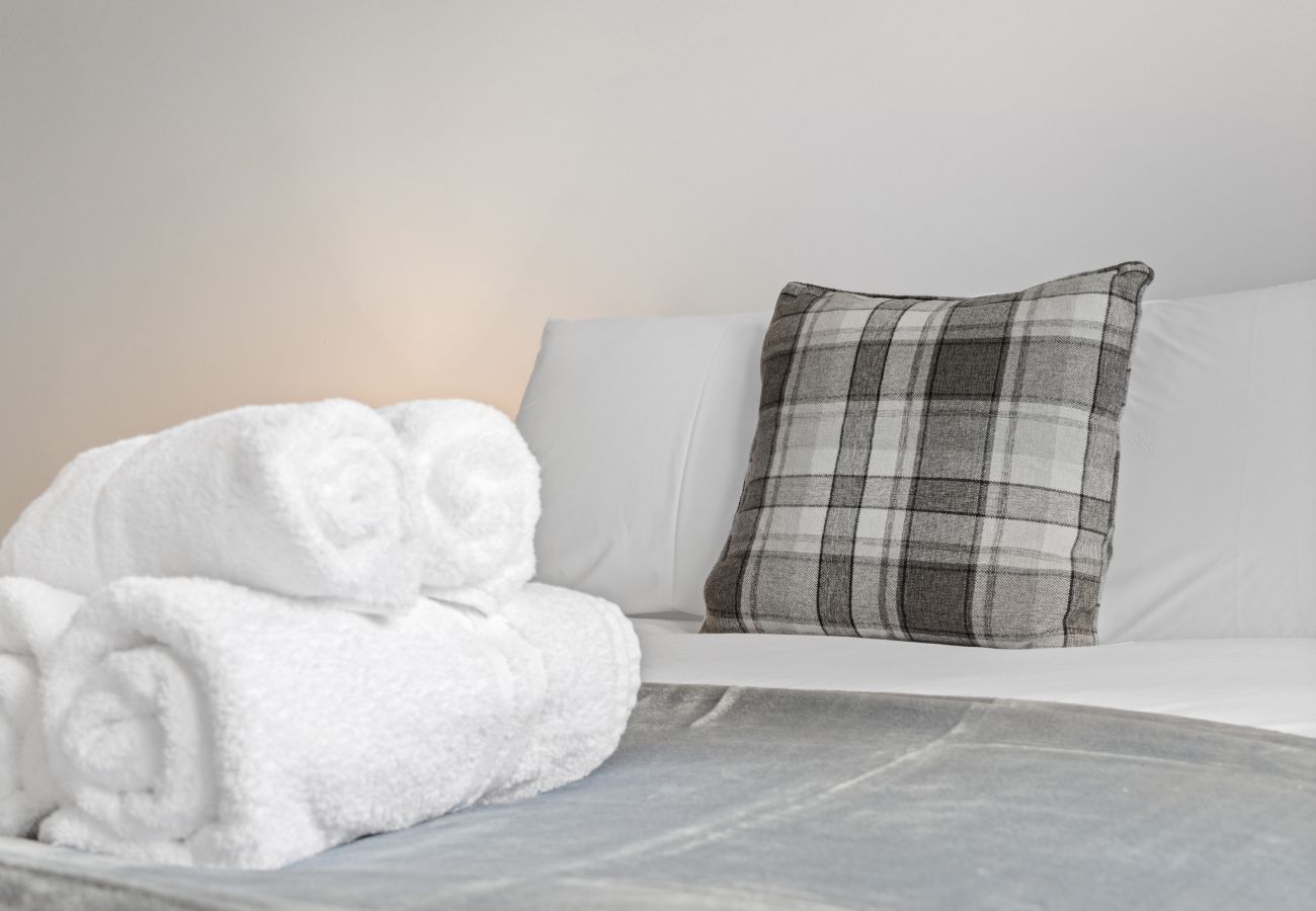 Apartment in Harthill - Mollison 2 Bedroom Apartment - Harthill	