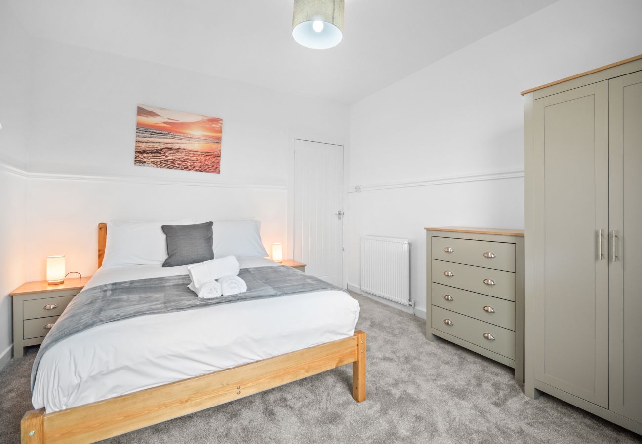 Apartment in Whitburn - Glebe 2 Bedroom Apartment - Whitburn     