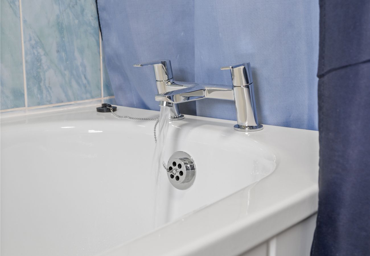 Apartment in Whitburn - Glebe 2 Bedroom Apartment - Whitburn     