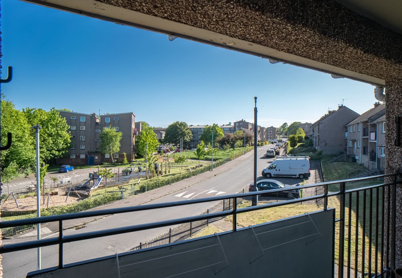 Apartment in Edinburgh - Northfield 1 Bedroom Apartment with Sofa Bed - Edinburgh 