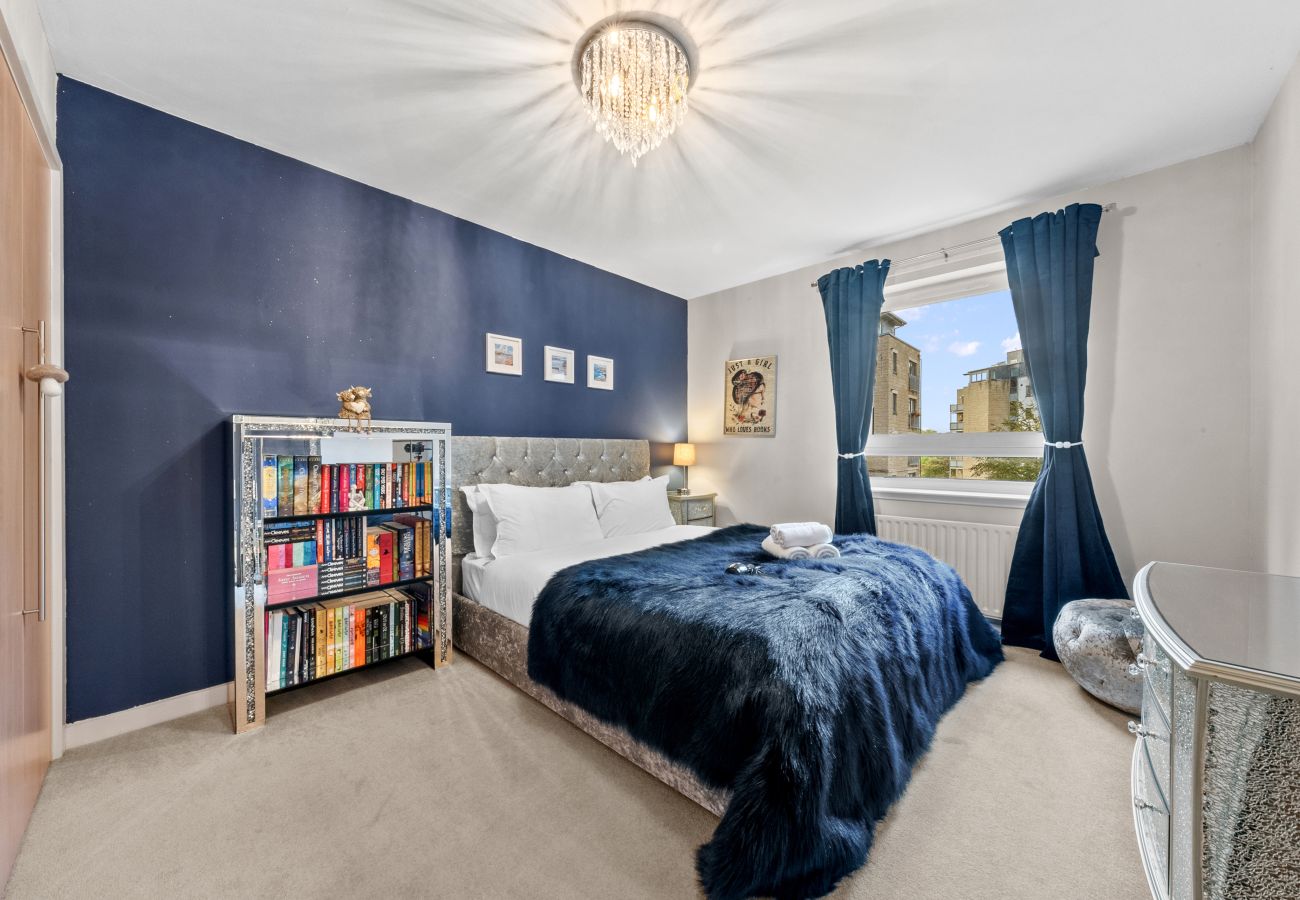 Apartment in Edinburgh - Hawkhill 1 Bedroom Apartment - Edinburgh