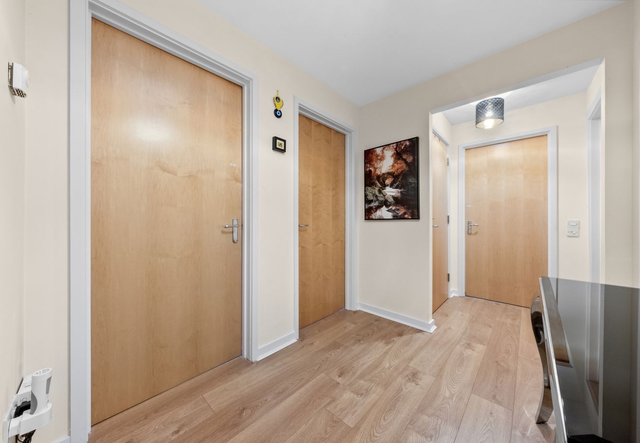 Apartment in Edinburgh - Hawkhill 1 Bedroom Apartment - Edinburgh