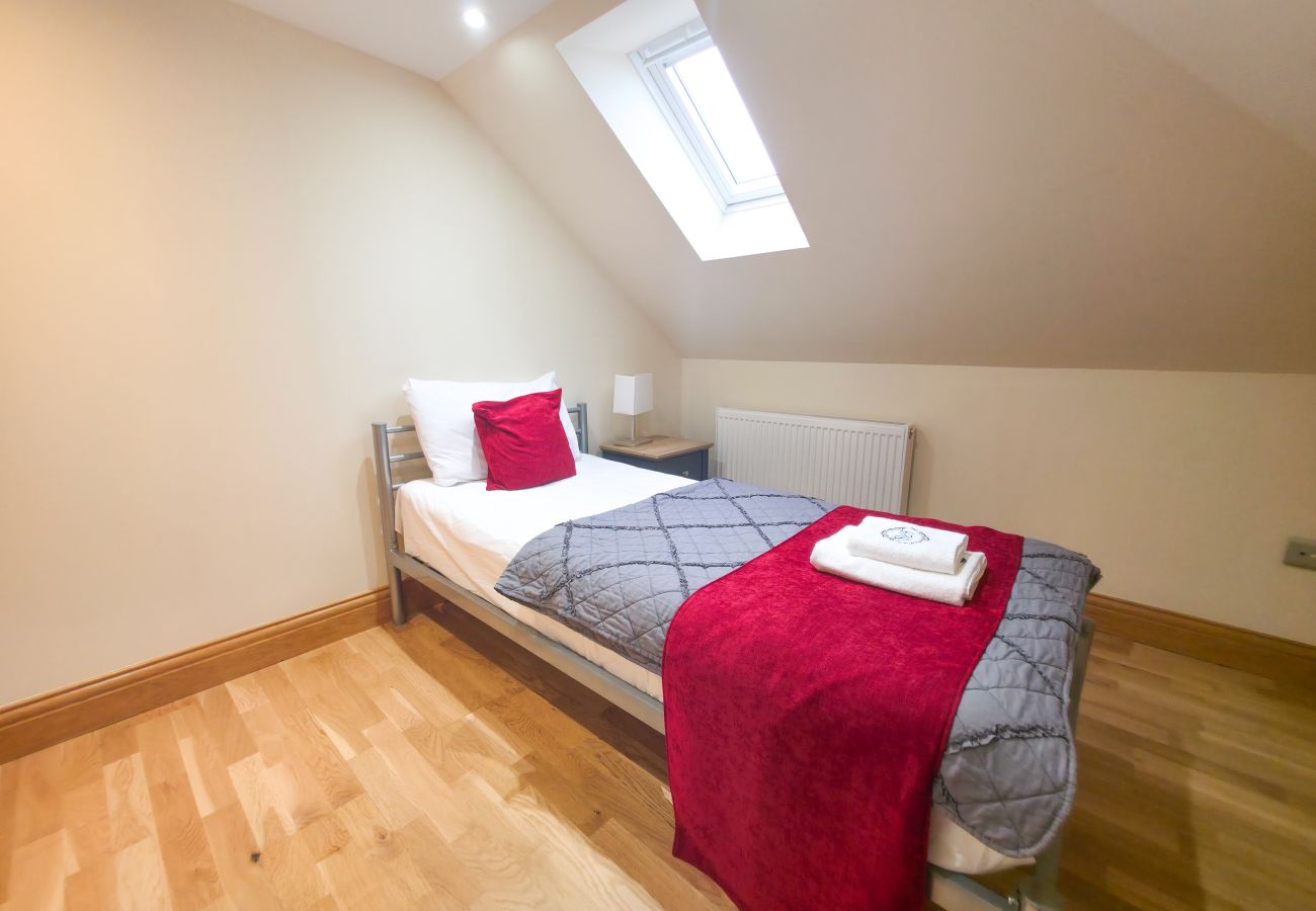Rent by room in Tranent - St Martins  Guest House - Room 9