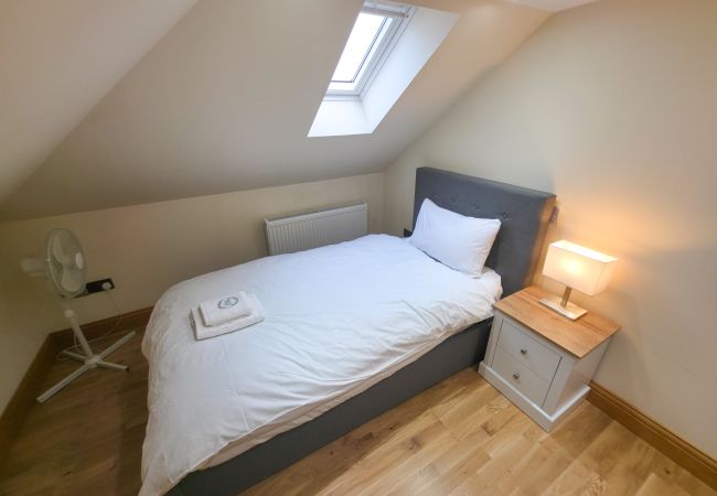 Rent by room in Tranent - St Martins  Guest House - Room 12
