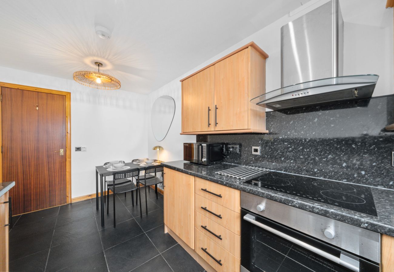 Apartment in Inverness - King Cosy 2 Bedroom Apartment - Inverness