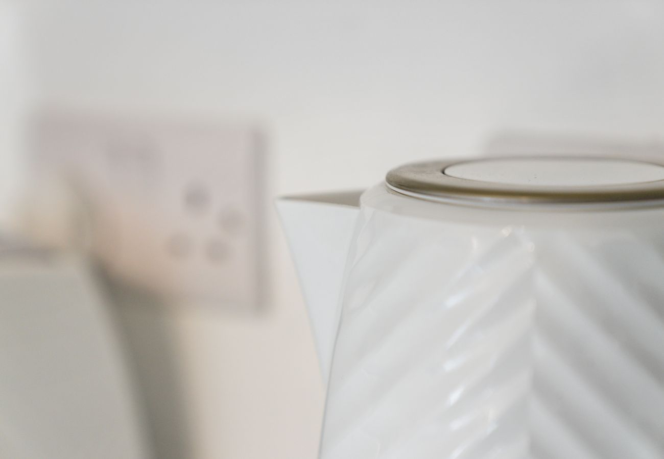 Apartment in Hawick - Comfortable 4 Bedroom Apartment - Hawick 	