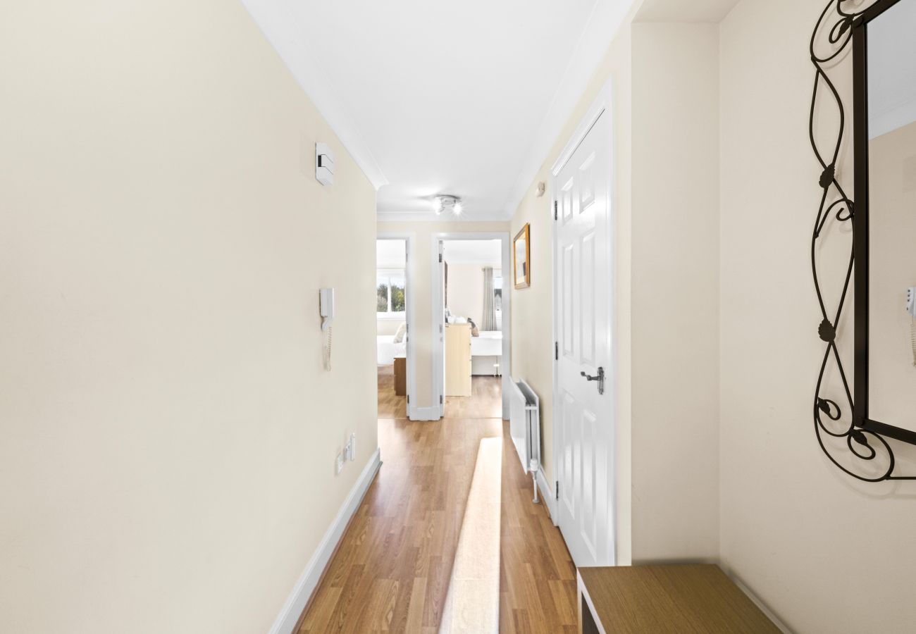 Apartment in Edinburgh - St Clair 2 Bedroom Apartment - Leith, Edinburgh 