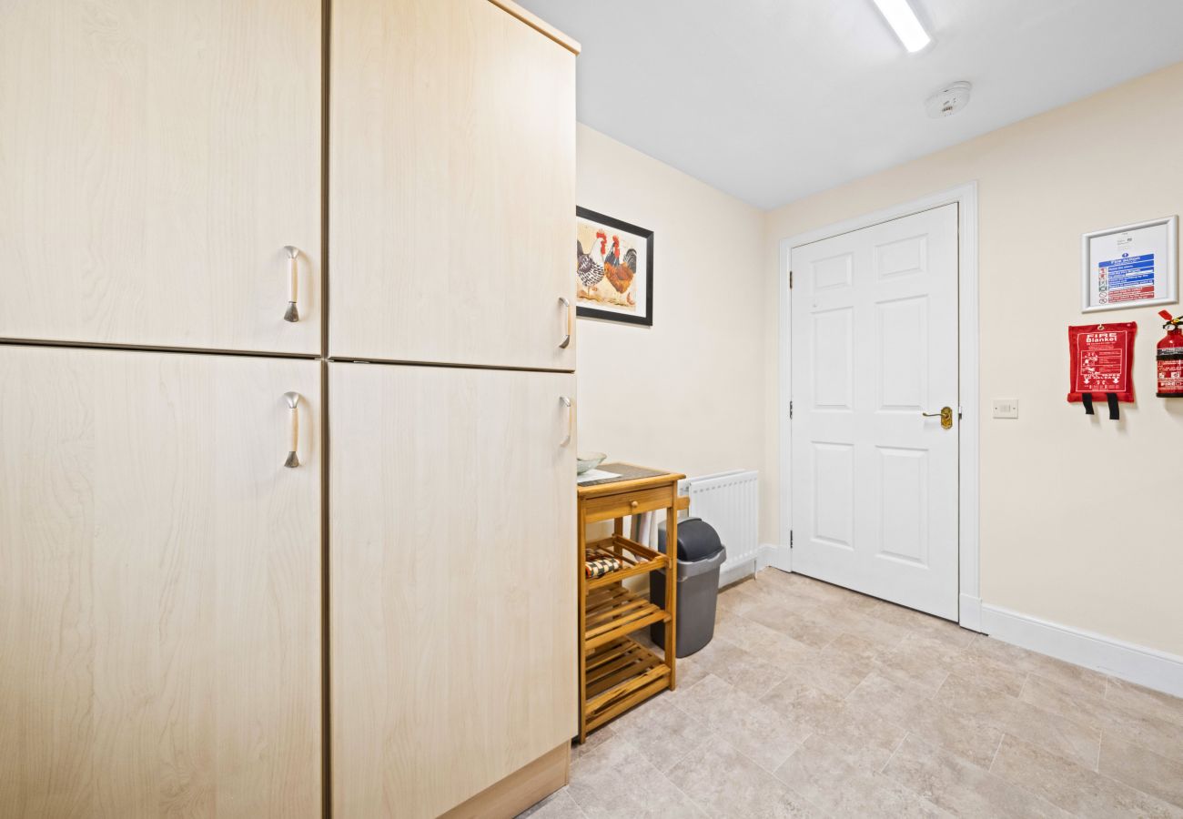 Apartment in Edinburgh - St Clair 2 Bedroom Apartment - Leith, Edinburgh 