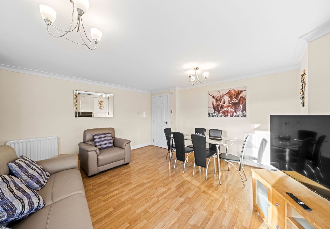 Apartment in Edinburgh - St Clair 2 Bedroom Apartment - Leith, Edinburgh 