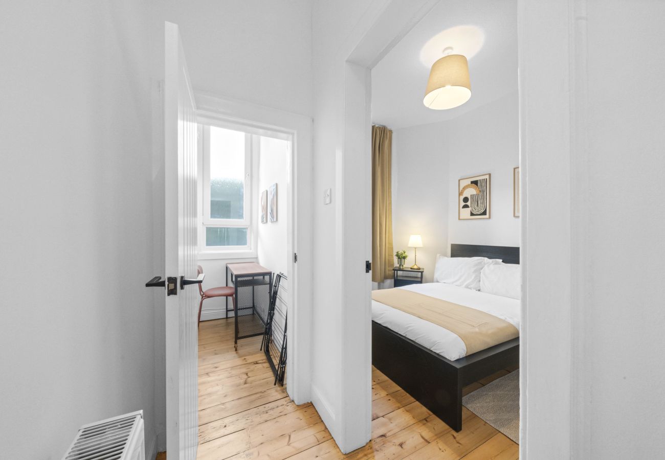 Apartment in Edinburgh - Stewart Terrace 1 Bedroom Apartment + Sofa Bed - Edinburgh