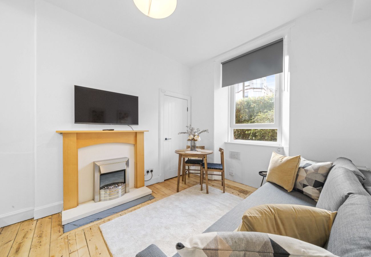 Apartment in Edinburgh - Stewart Terrace 1 Bedroom Apartment + Sofa Bed - Edinburgh