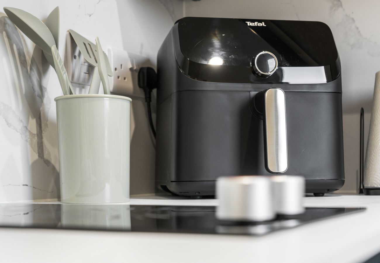 Studio in Edinburgh - O Hill Crescent 1 Bedroom Studio - Edinburgh