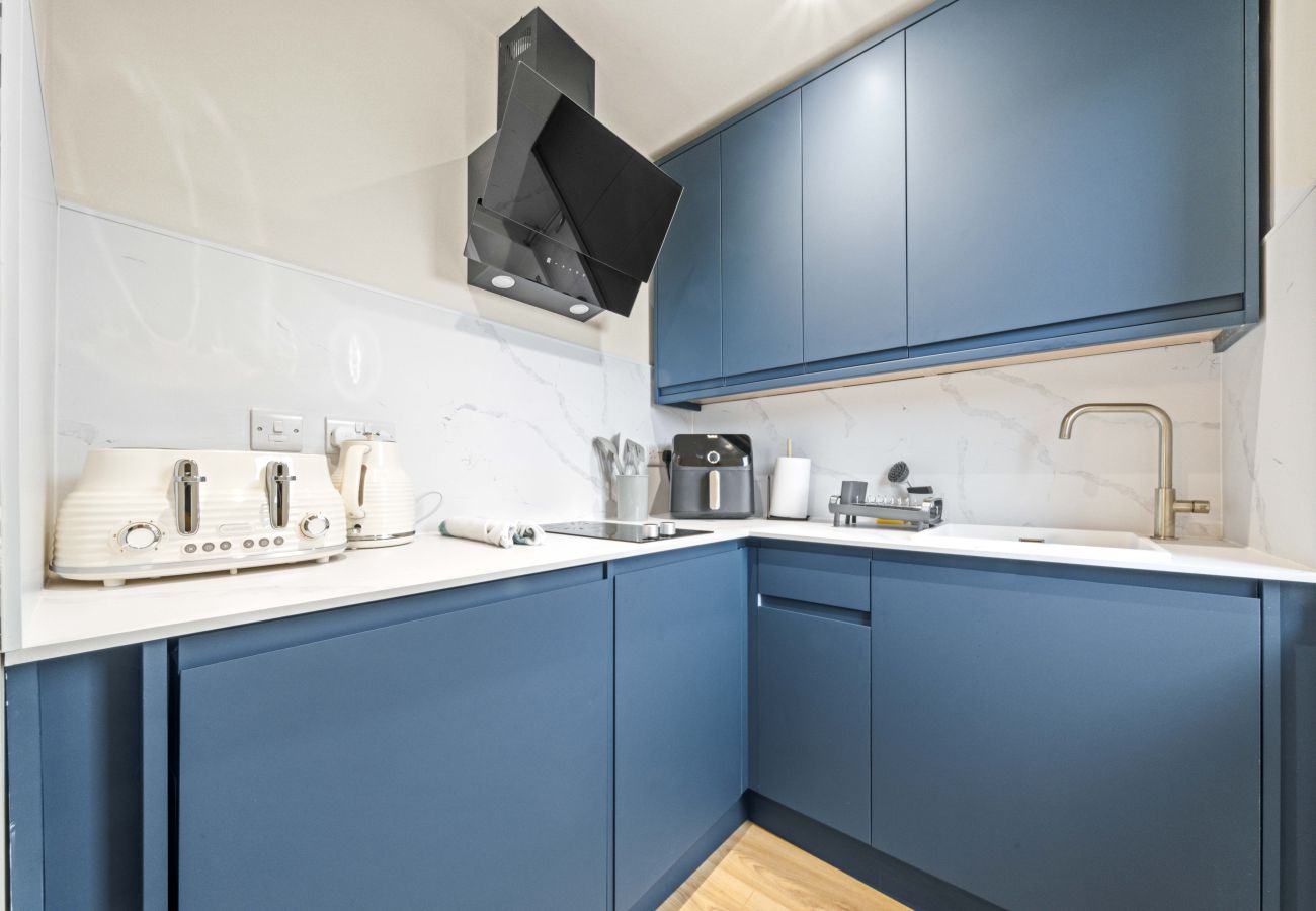 Studio in Edinburgh - O Hill Crescent 1 Bedroom Studio - Edinburgh