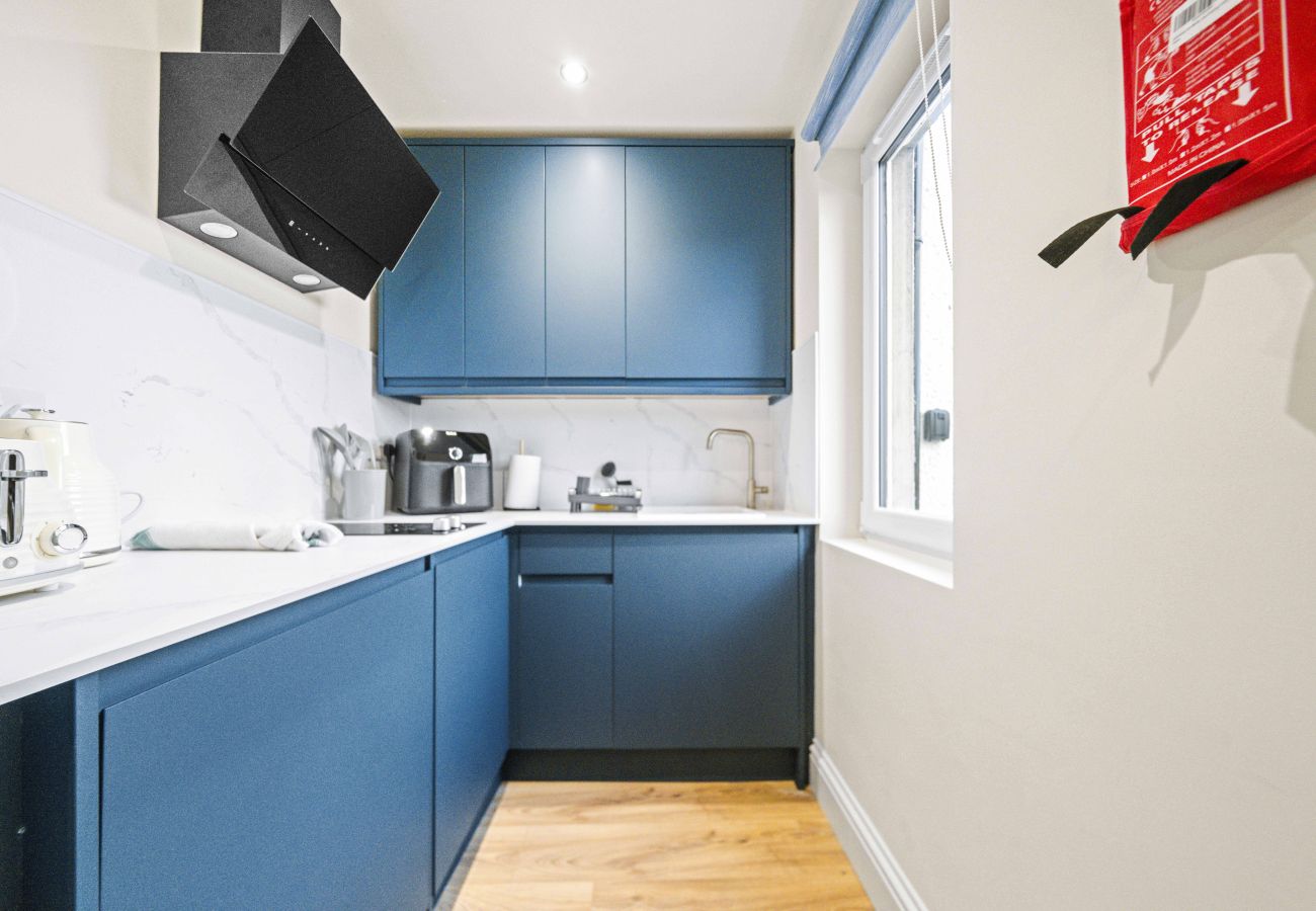 Studio in Edinburgh - O Hill Crescent 1 Bedroom Studio - Edinburgh