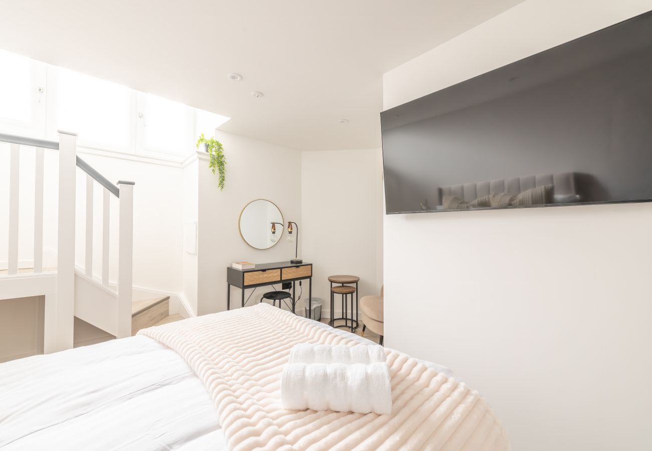 Apartment in Edinburgh - Easter Cosy 4 Bedroom Apartment - Edinburgh