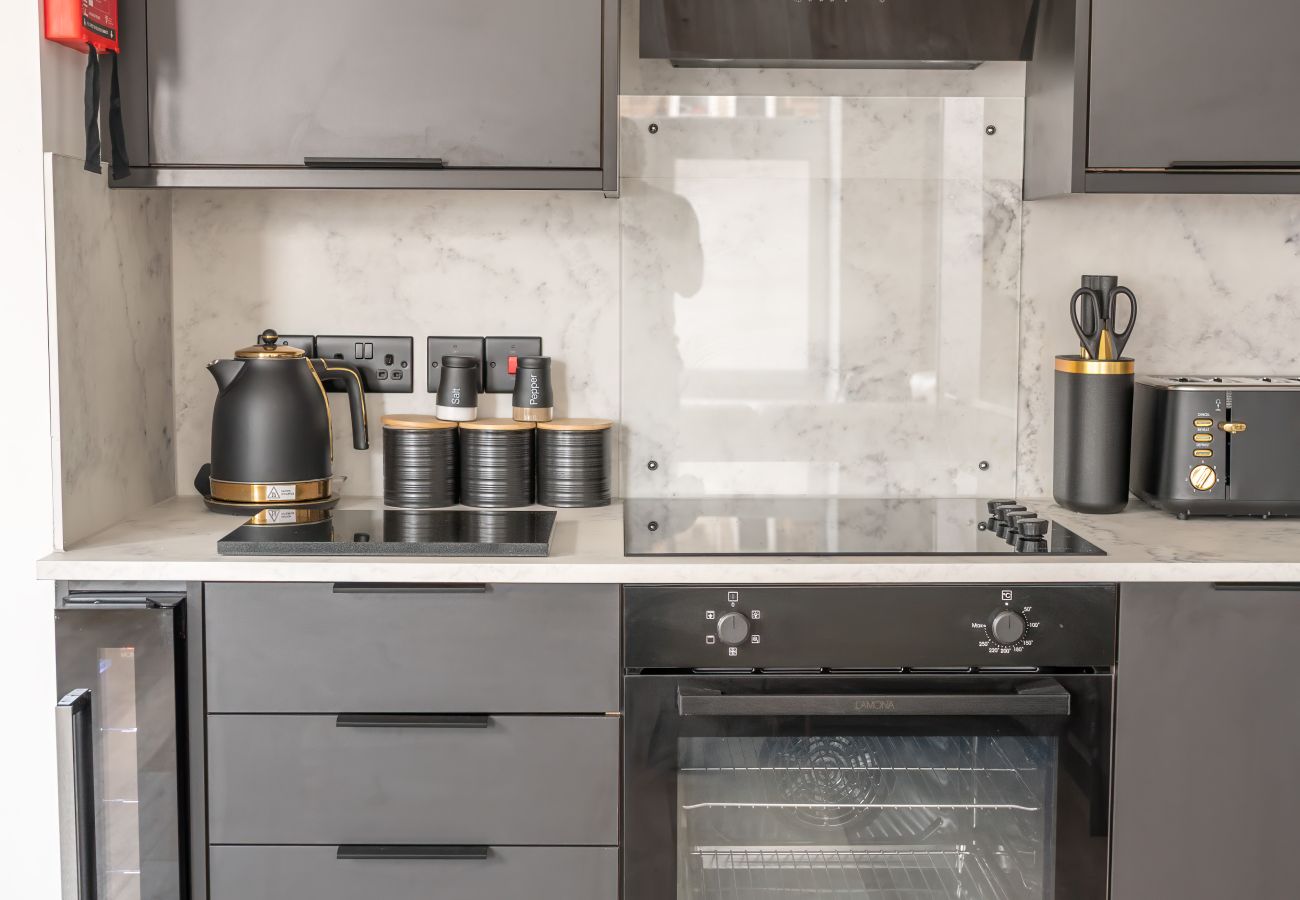 Apartment in Edinburgh - Easter Cosy 4 Bedroom Apartment - Edinburgh