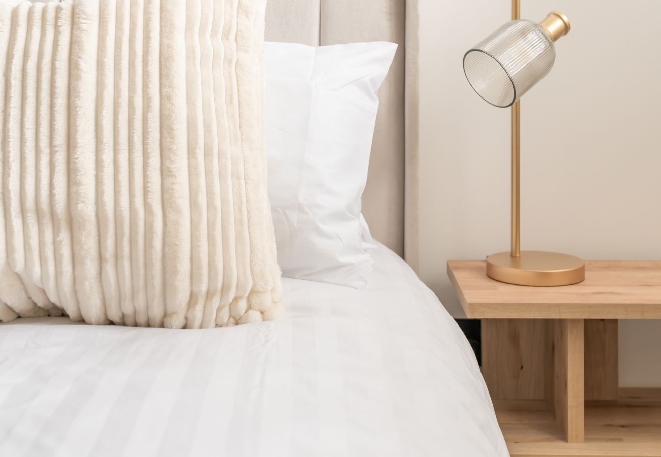 Apartment in Edinburgh - Easter Cosy 4 Bedroom Apartment - Edinburgh