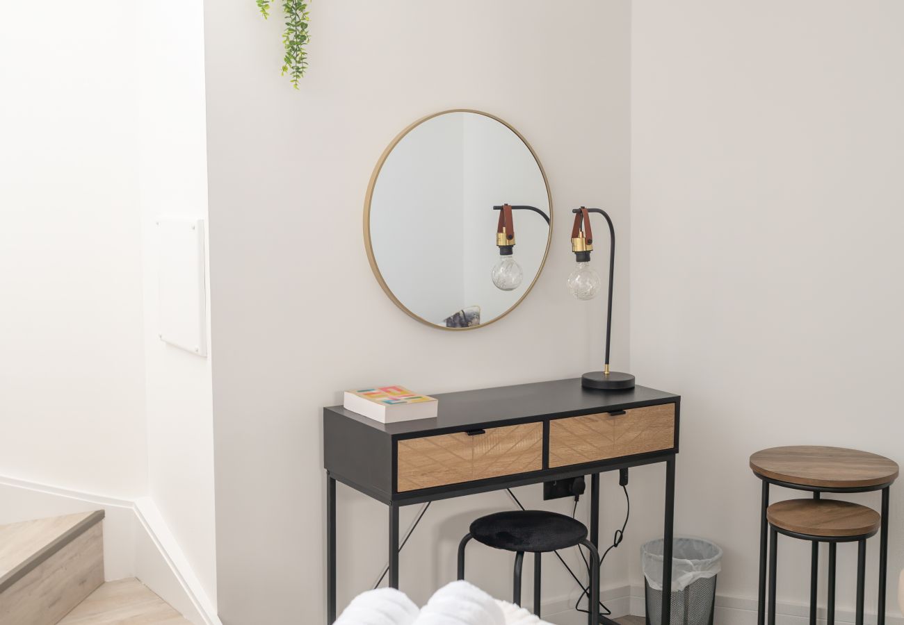 Apartment in Edinburgh - Easter Cosy 4 Bedroom Apartment - Edinburgh