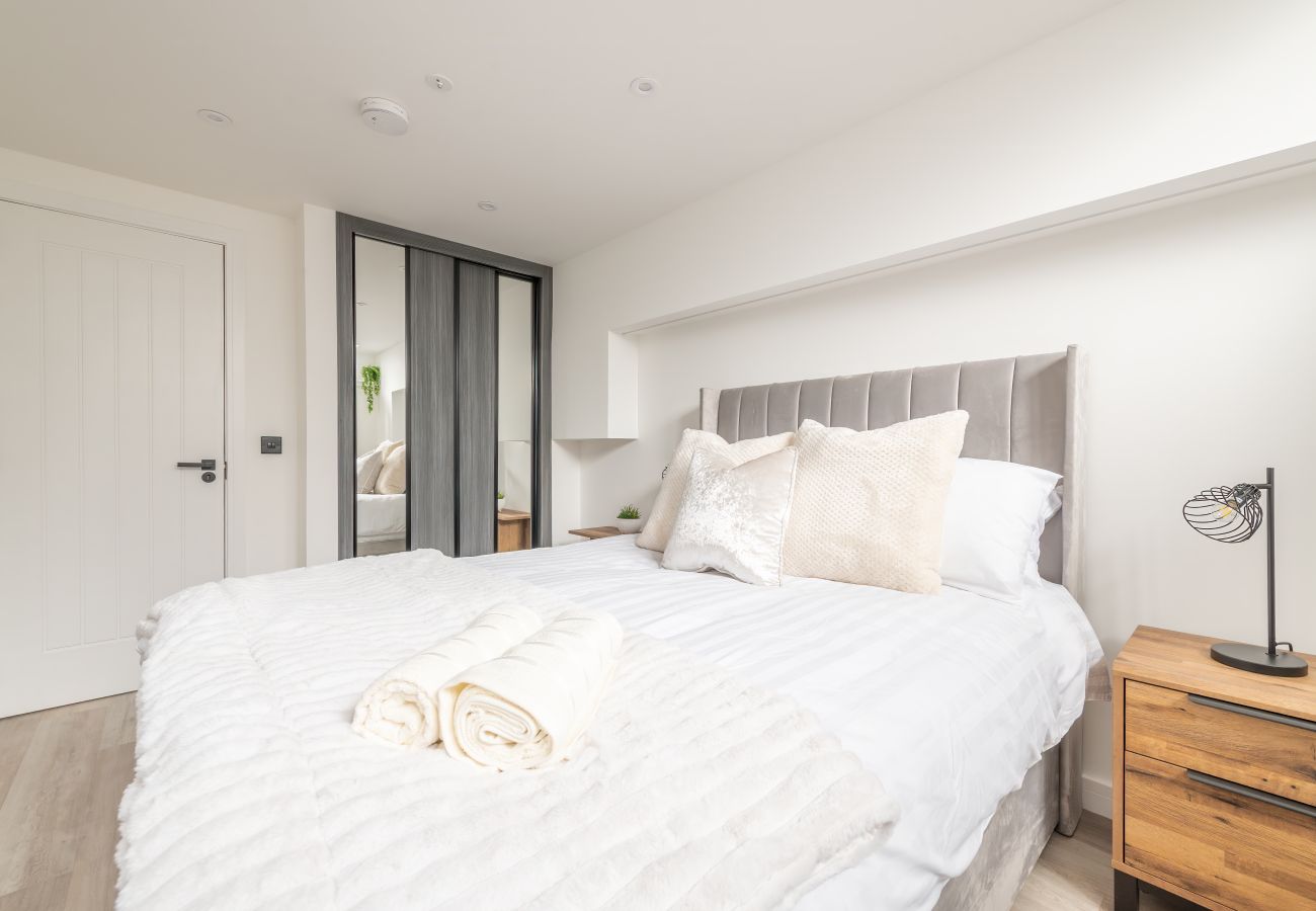 Apartment in Edinburgh - Easter Cosy 4 Bedroom Apartment - Edinburgh