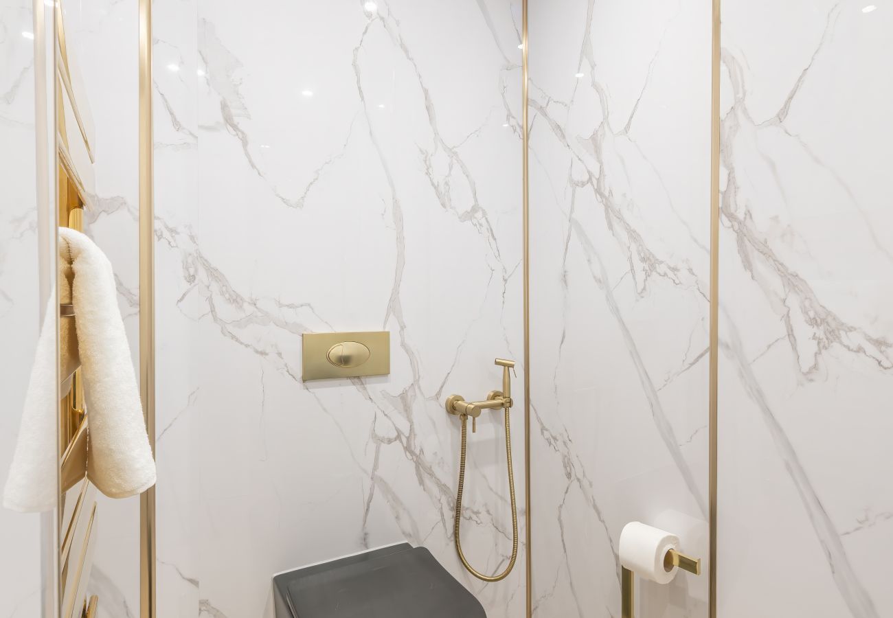 Apartment in Edinburgh - Easter Cosy 4 Bedroom Apartment - Edinburgh