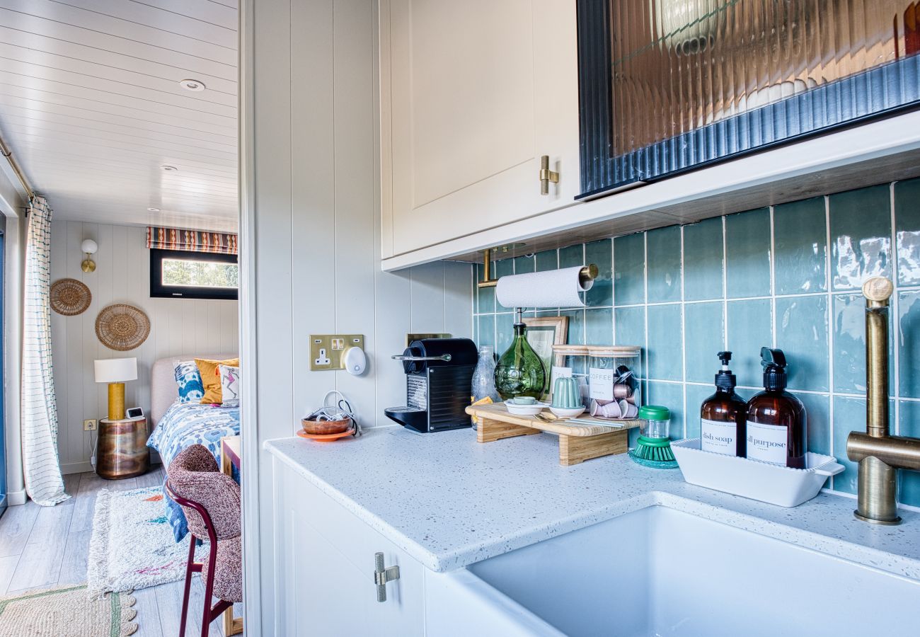 Studio in Bath - The Dog House - 1 Bedroom Annex - Bath