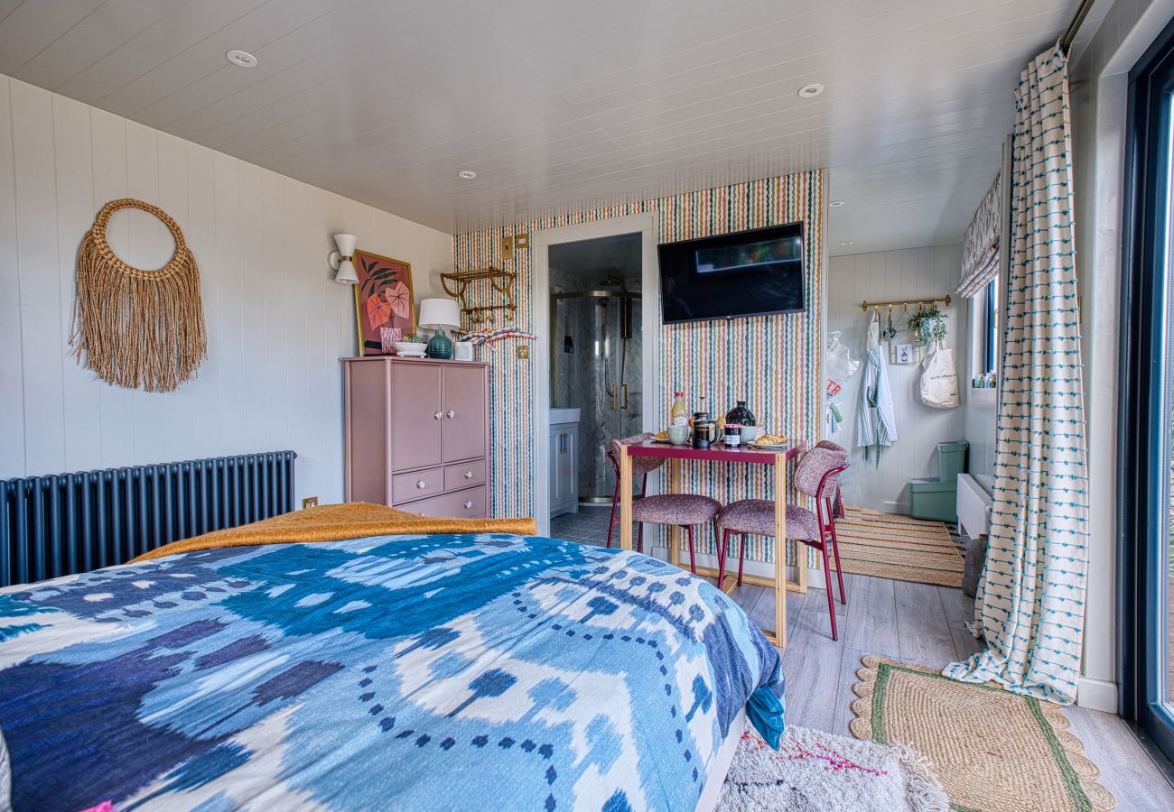 Studio in Bath - The Dog House - 1 Bedroom Annex - Bath