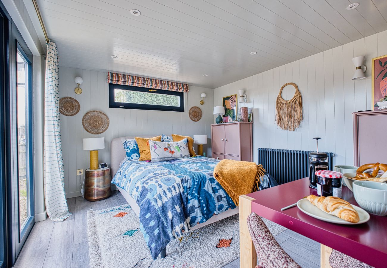 Studio in Bath - The Dog House - 1 Bedroom Annex - Bath