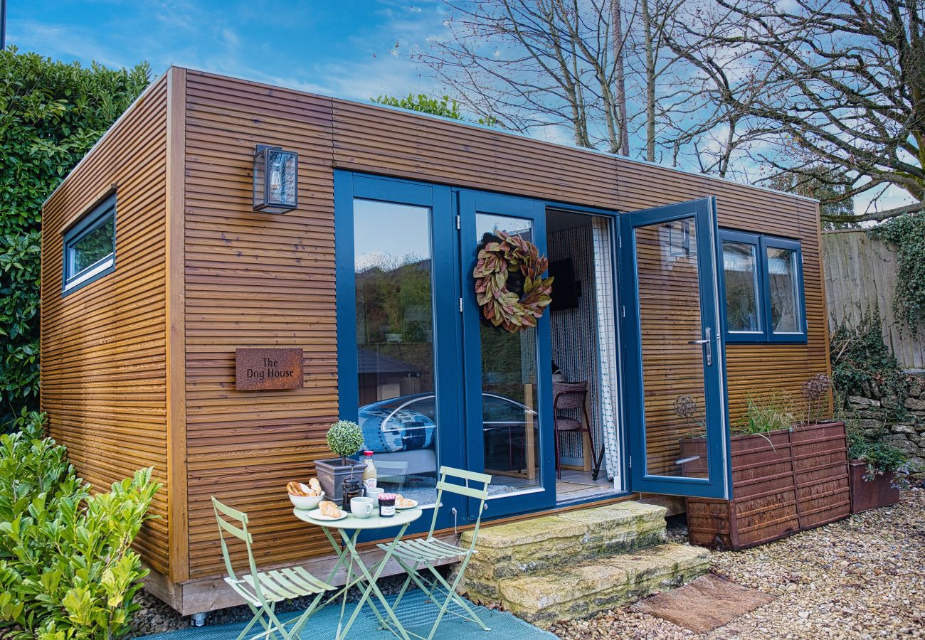 Studio in Bath - The Dog House - 1 Bedroom Annex - Bath