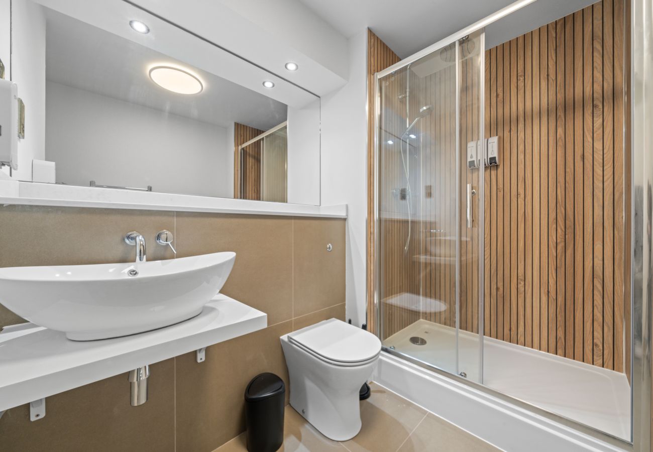 Apartment in Edinburgh - Pilrig Modern 2 Bedroom Apartment - Edinburgh