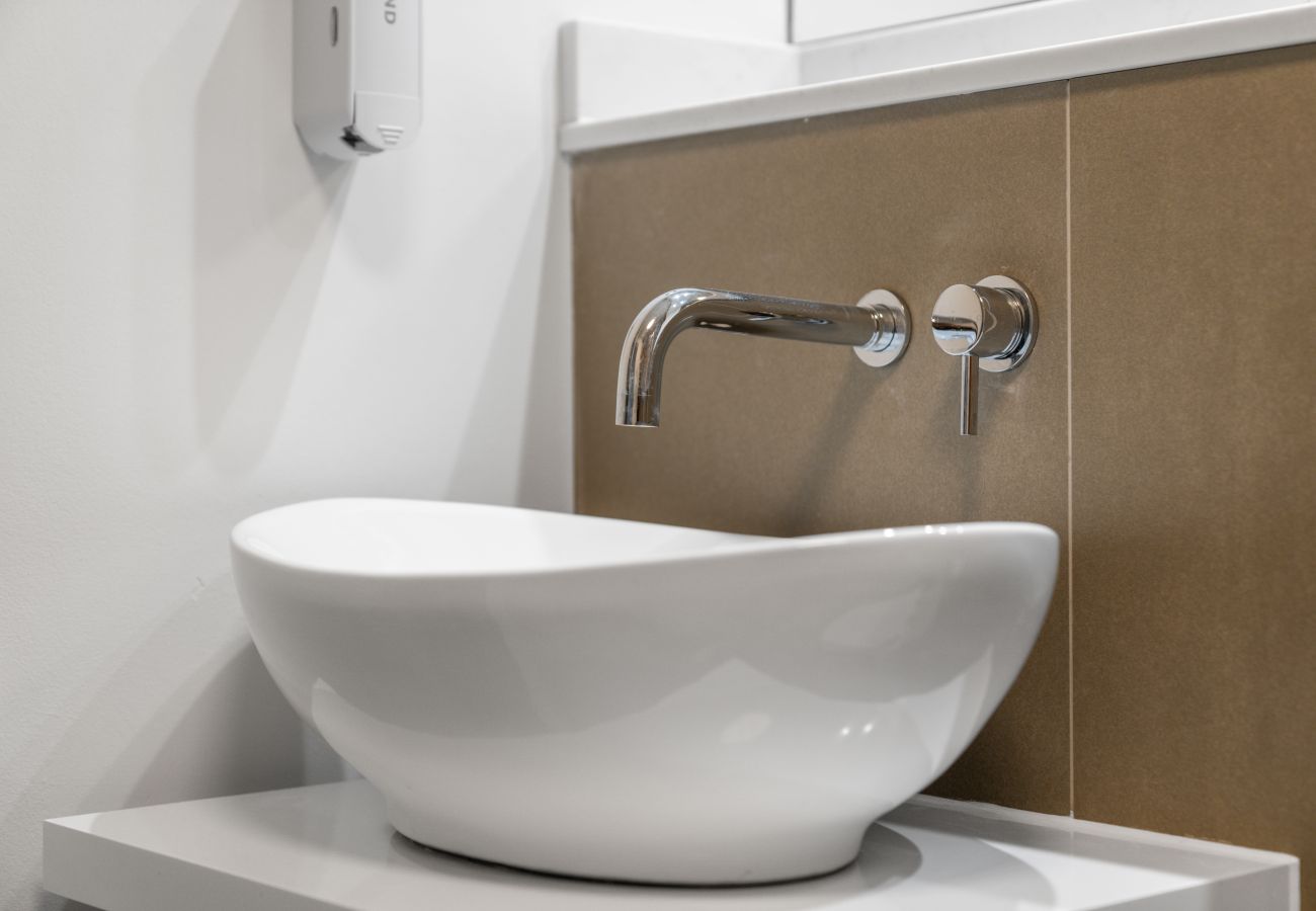 Apartment in Edinburgh - Pilrig Modern 2 Bedroom Apartment - Edinburgh