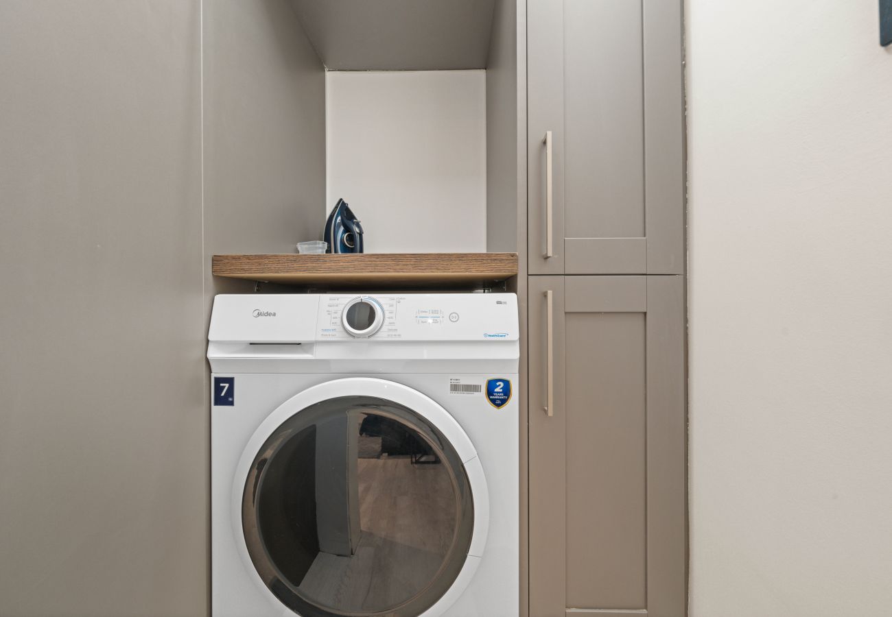 Apartment in Edinburgh - Upper Grove 2 Bedroom Apartment - Edinburgh 