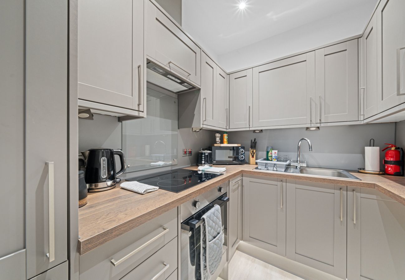 Apartment in Edinburgh - Upper Grove 2 Bedroom Apartment - Edinburgh 