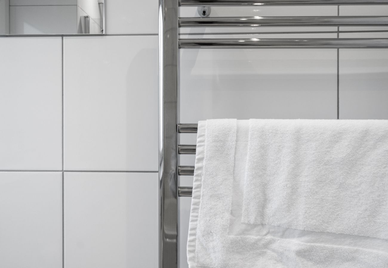 Apartment in Glenrothes - Bruce Road 3 Bedroom Apartment - Glenrothes, Fife