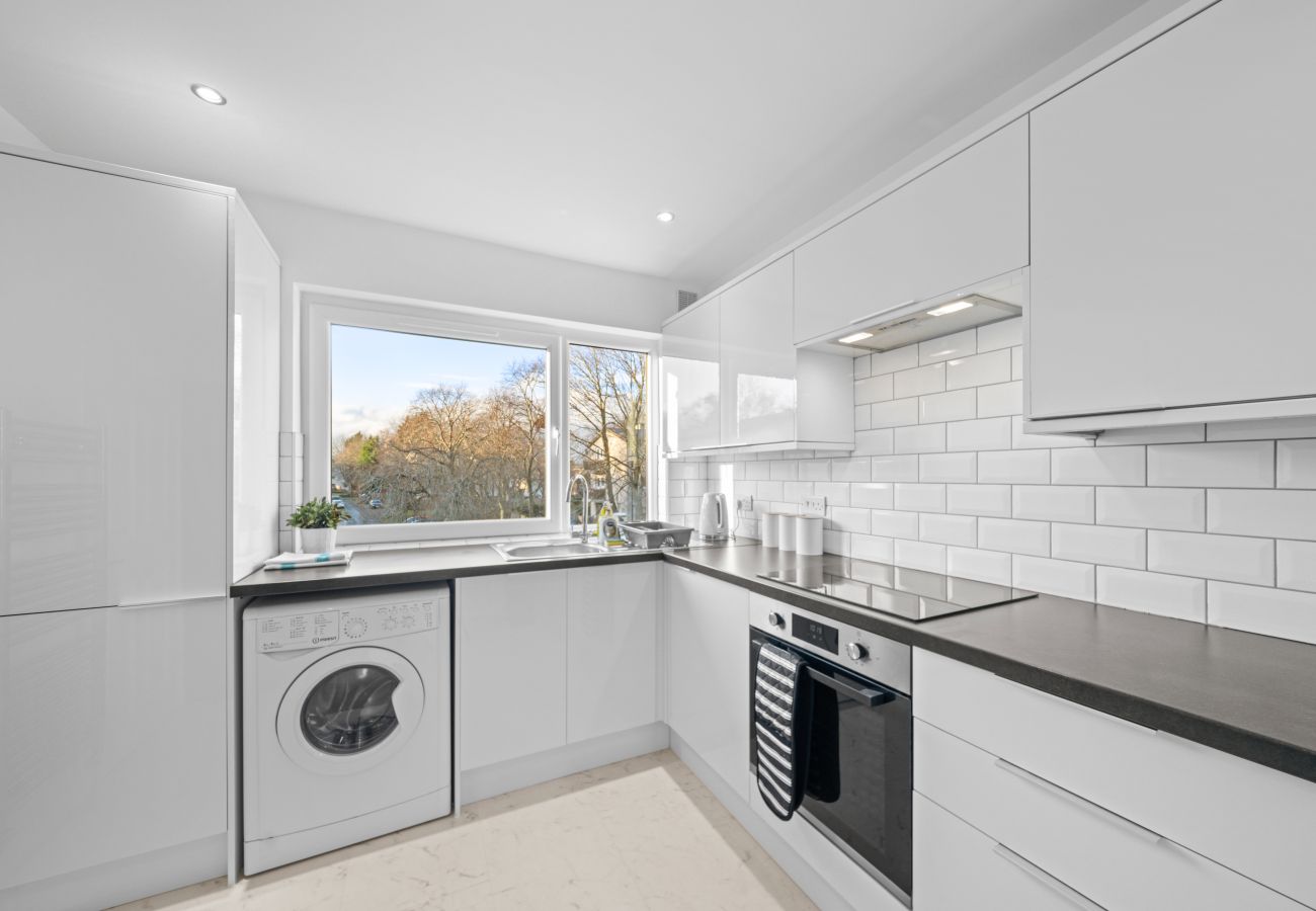 Apartment in Glenrothes - Bruce Road 3 Bedroom Apartment - Glenrothes, Fife