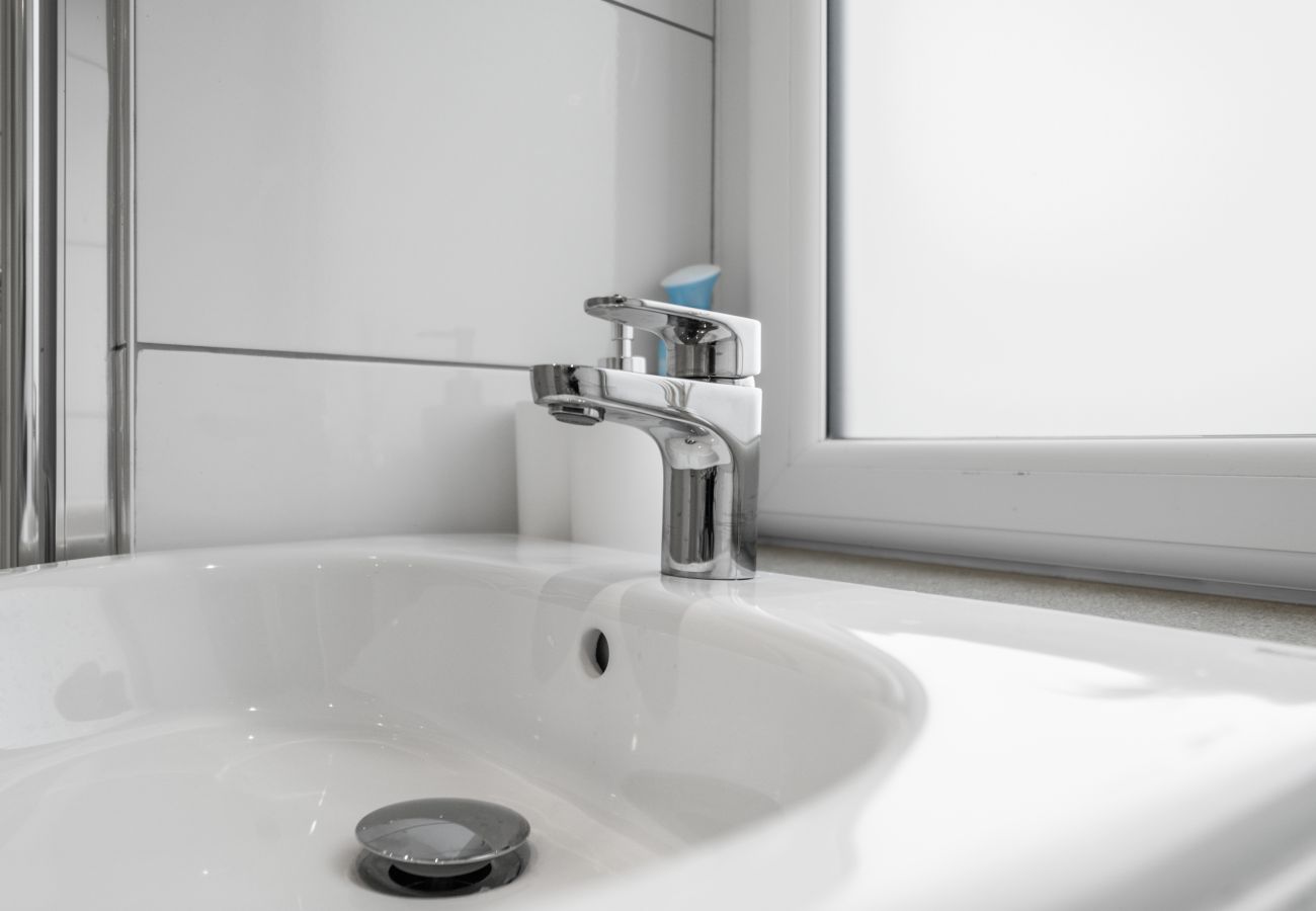 Apartment in Glenrothes - Bruce Road 3 Bedroom Apartment - Glenrothes, Fife