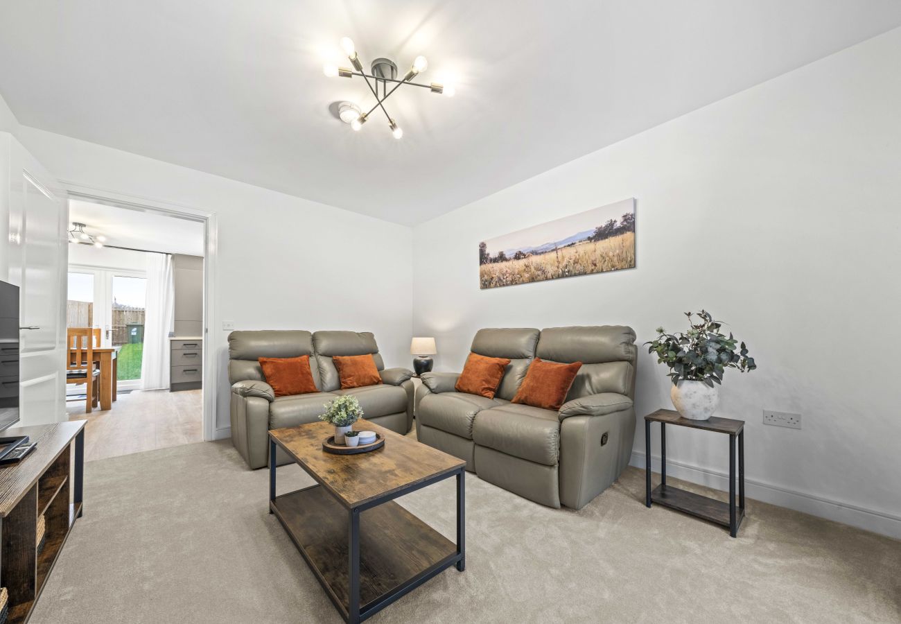 House in Dalkeith - Fern Walk Cosy 3 Bedroom House - Dalkeith