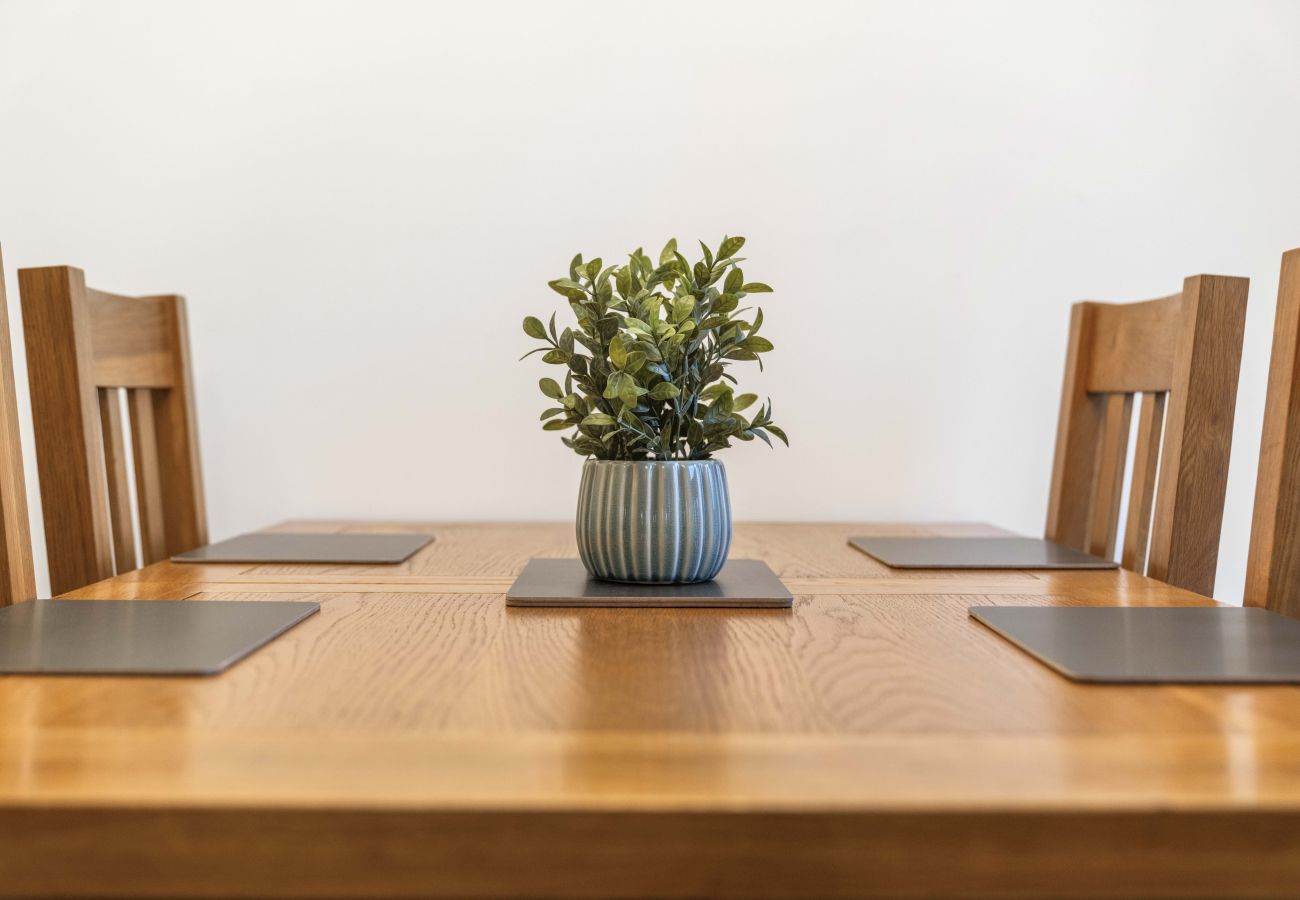 House in Dalkeith - Fern Walk Cosy 3 Bedroom House - Dalkeith