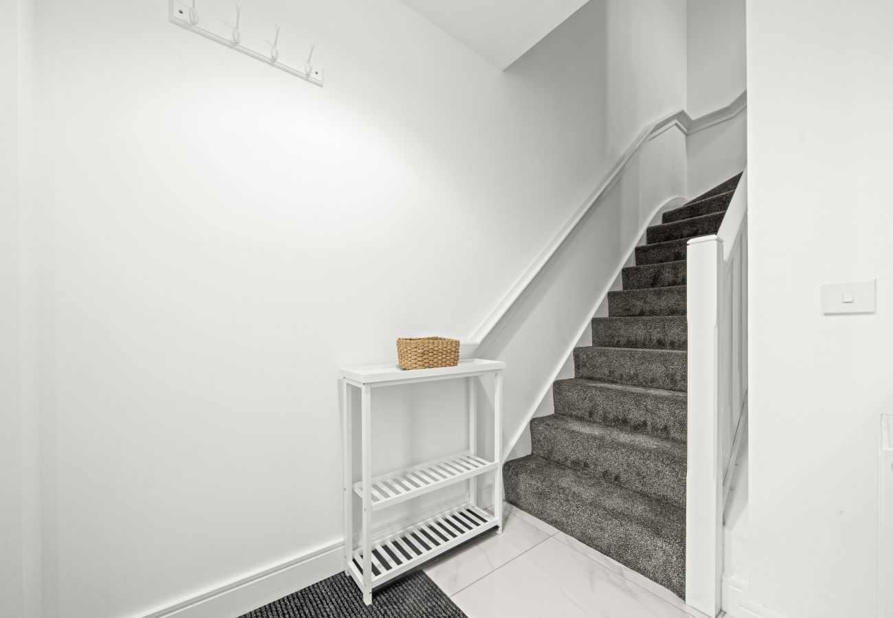 House in Dalkeith - Fern Walk Modern 3 Bedroom House - Dalkeith