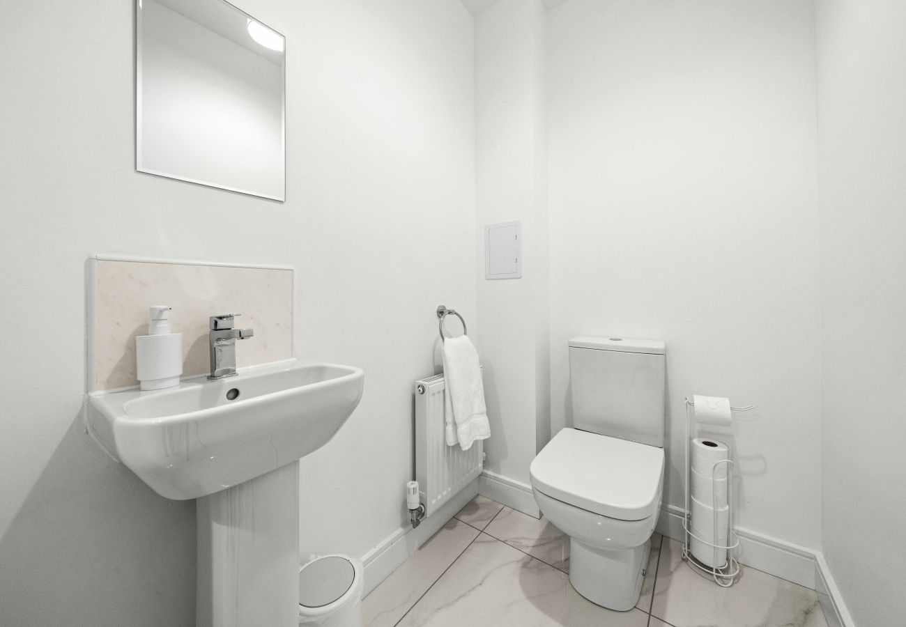 House in Dalkeith - Fern Walk Modern 3 Bedroom House - Dalkeith