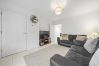House in Dalkeith - Fern Walk Modern 3 Bedroom House - Dalkeith