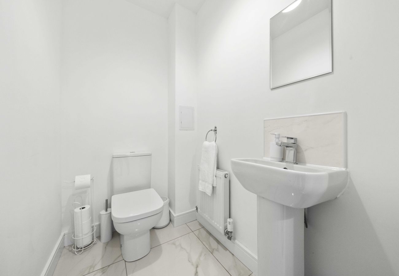 House in Dalkeith - Fern Walk Spacious 3 Bedroom House - Dalkeith