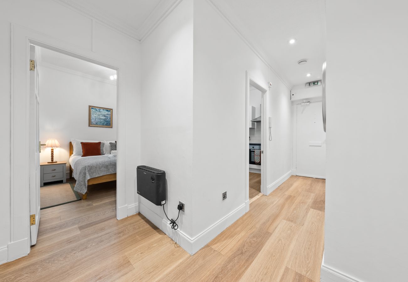 Apartment in Edinburgh - Burnets Close 2 Bedroom Apartment - Edinburgh