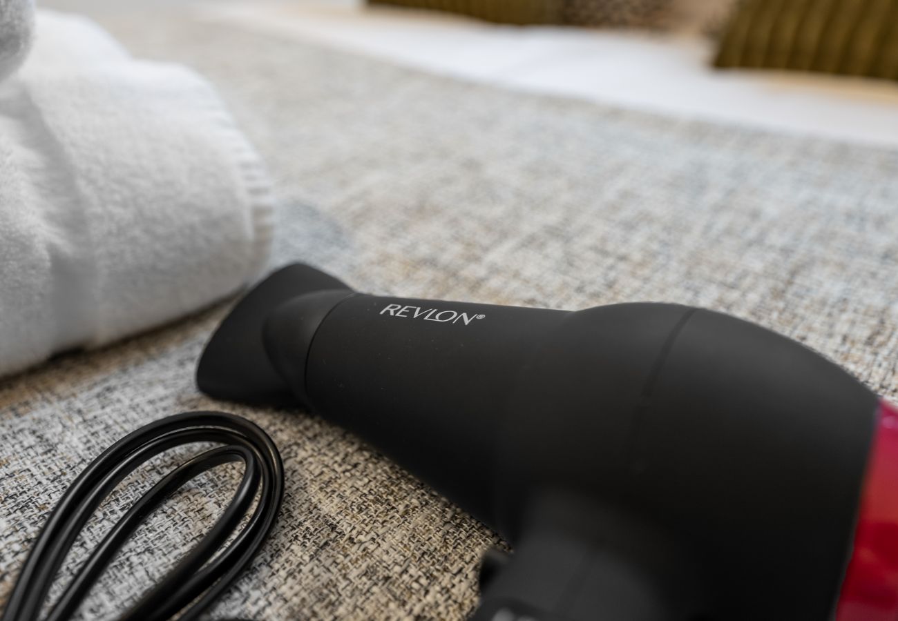 Apartment in Edinburgh - Burnets Close 2 Bedroom Apartment - Edinburgh