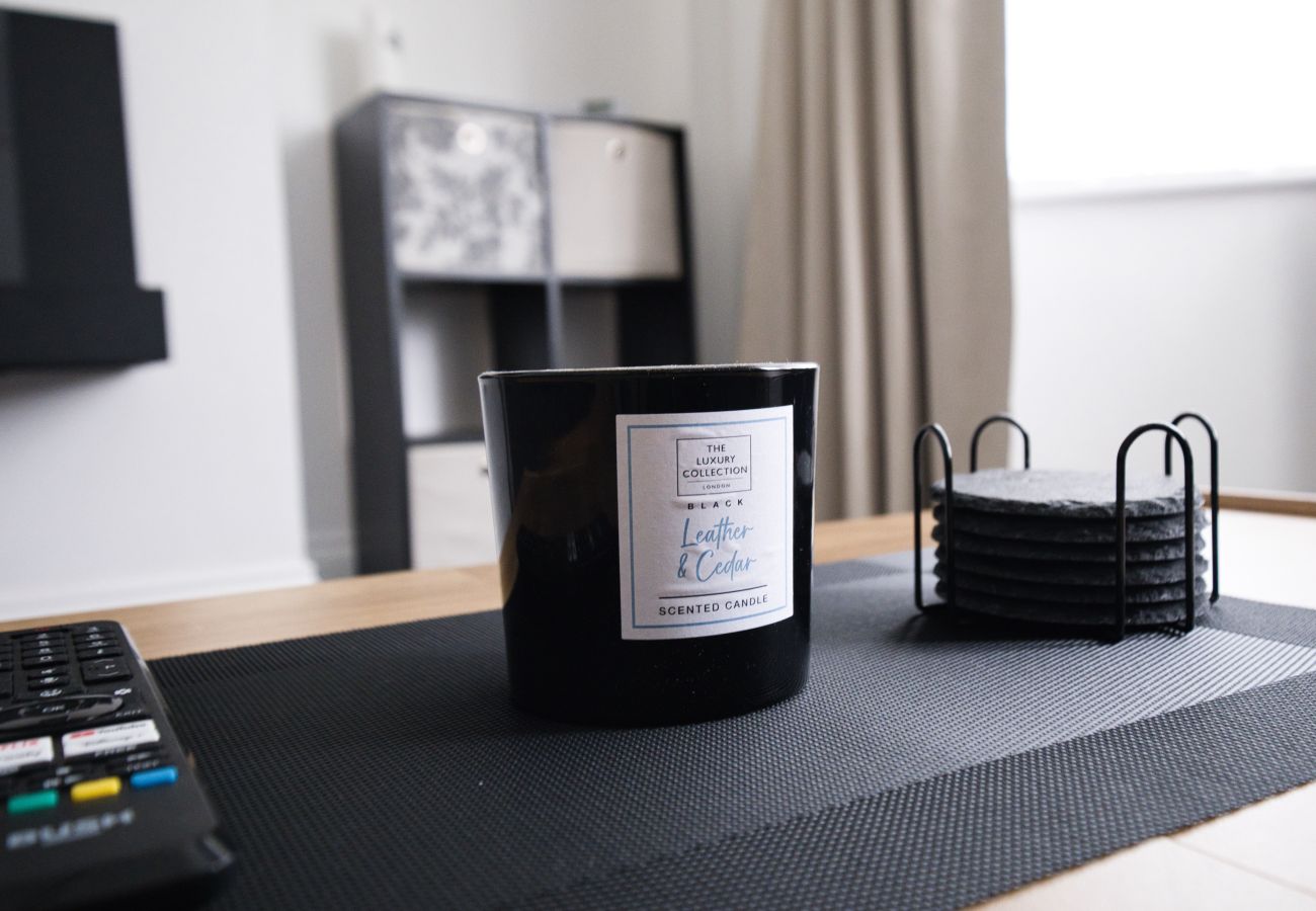 House in Westhoughton - Westhoughton 3 Bedroom House - Free Parking	