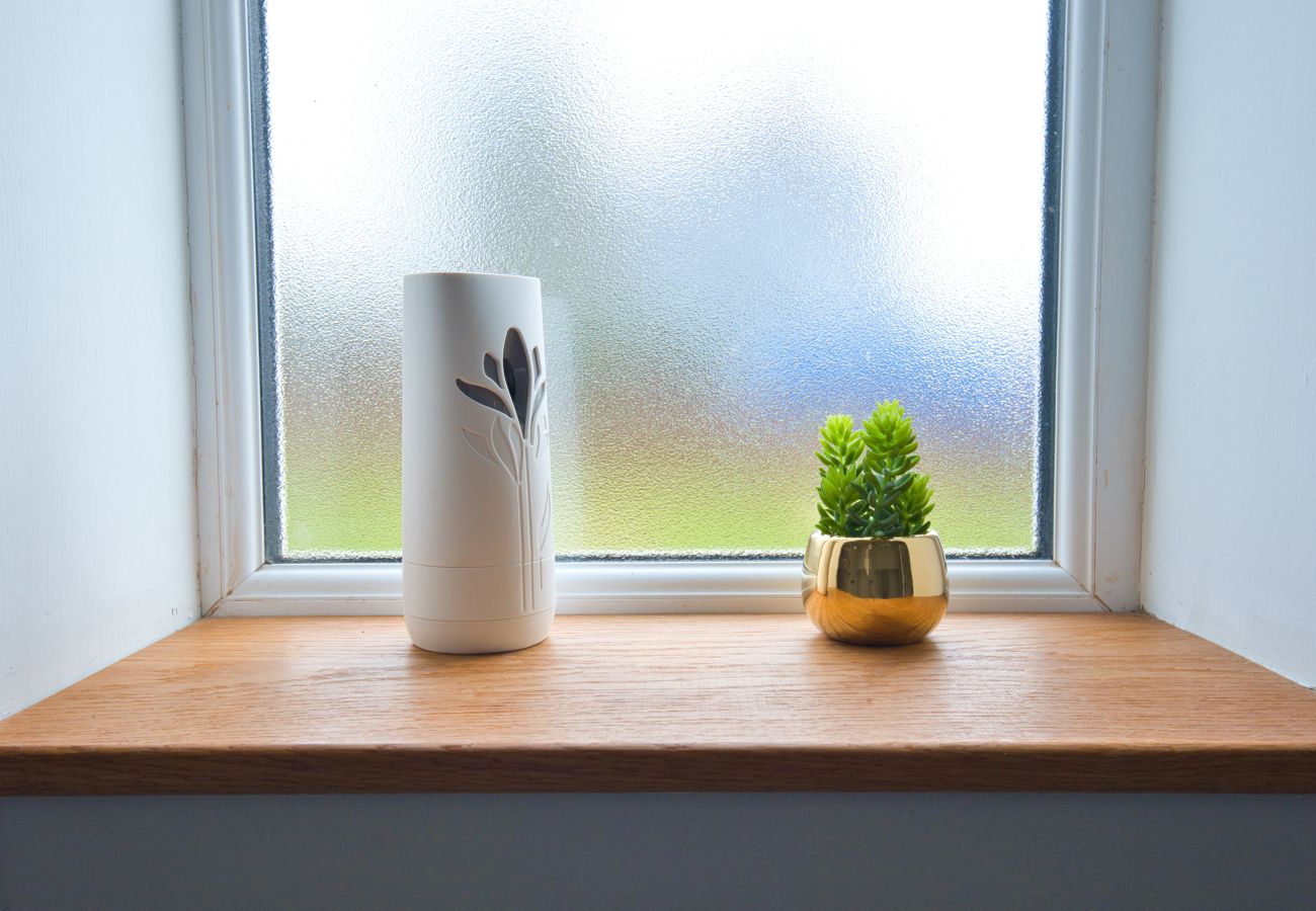 House in Westhoughton - Westhoughton 3 Bedroom House - Free Parking	