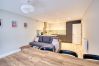 Apartment in Cheltenham - Black Caviar 2 Bedroom Apartment, Cheltenham by mySTAYINN